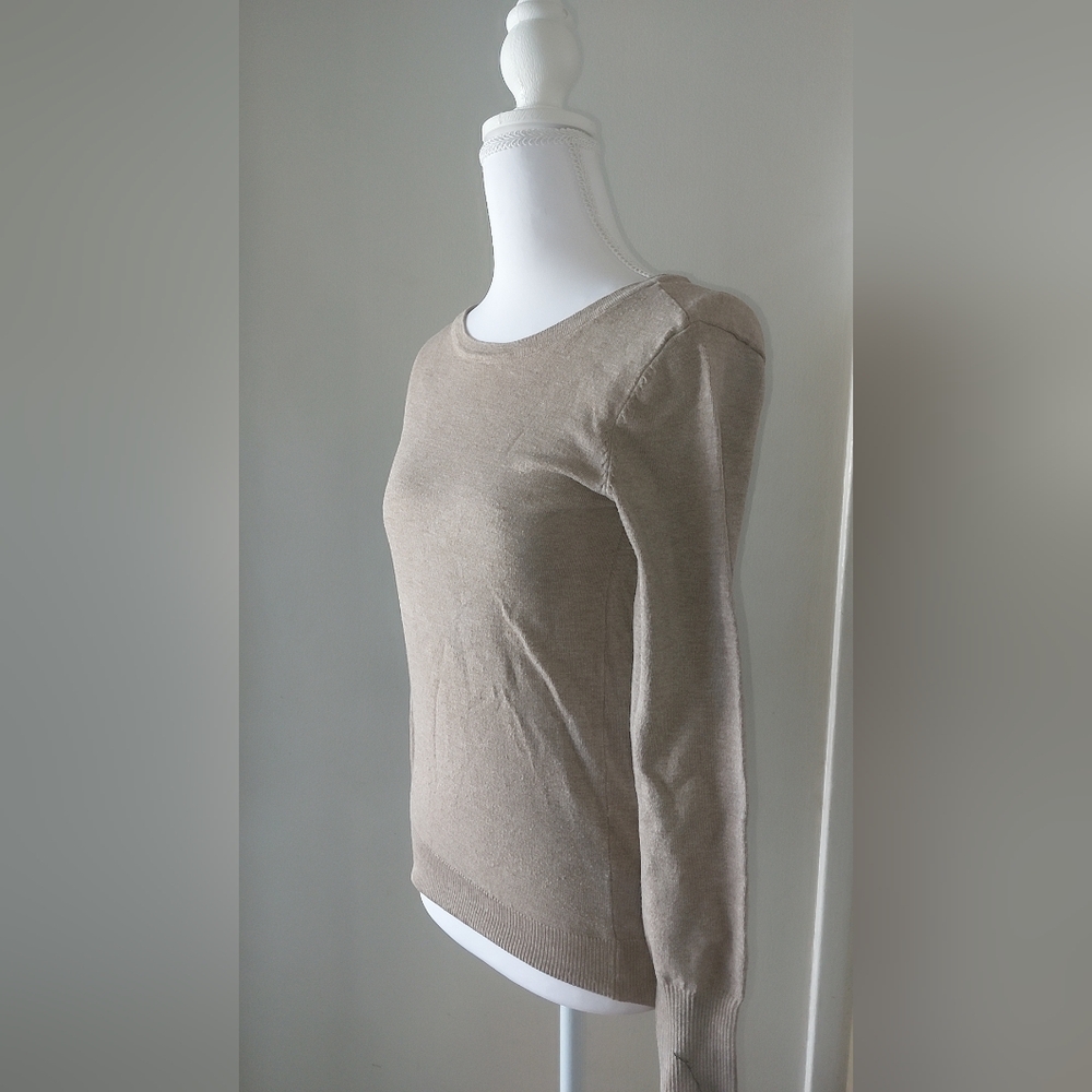 Active USA Beige Long Sleeve Top